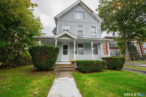52 Putnam Ave, Hamden, CT, 06517-2825 | Card Image