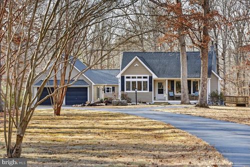 980 Waltons Store Rd, LOUISA, VA, 23093-2312 | Card Image