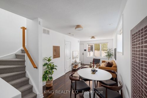 138-390 Hopewell Ave, Toronto, ON, M6E2S2 | Card Image