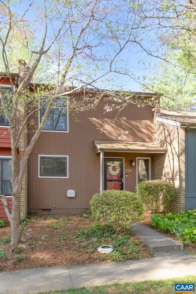 958 Sutton Ct, Townhouse with 2 bedrooms, 2 bathrooms and null parking in CHARLOTTESVILLE VA | Image 26