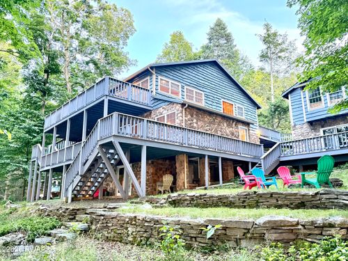 144 Waterfront, Greentown, PA, 18426 | Card Image