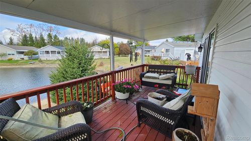 115 Pine Lakes Dr W, Lapeer, MI, 48446-4502 | Card Image