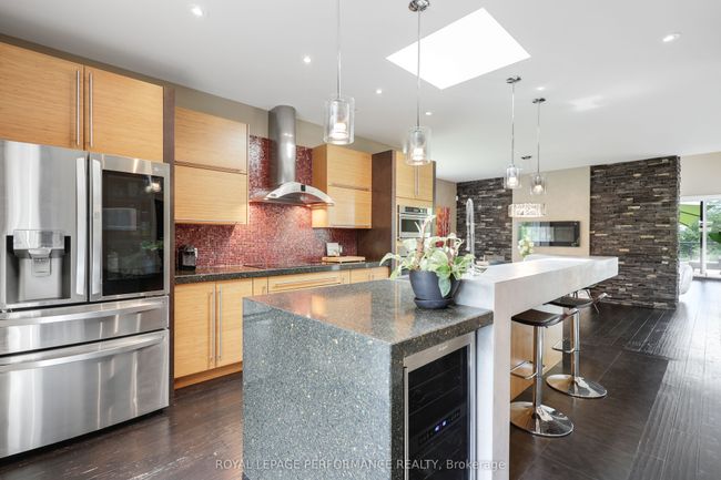 1141 Julia Crt, House other with 3 bedrooms, 3 bathrooms and 7 parking in Dunrobin ON | Image 11