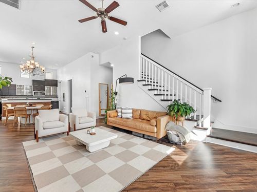 3421 Gillespie St, Houston, TX, 77020-6131 | Card Image