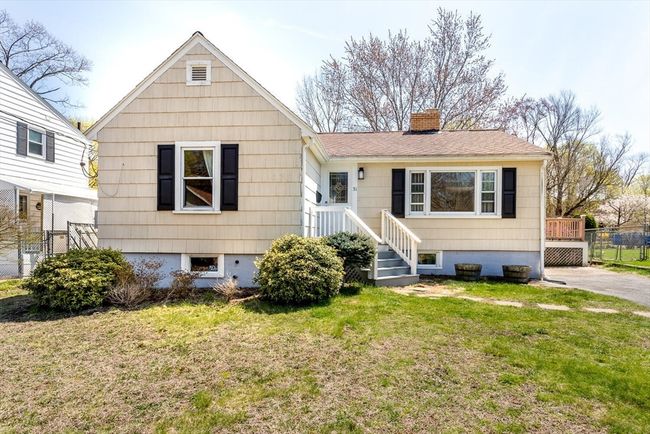 31 7 Th St, House other with 3 bedrooms, 2 bathrooms and 2 parking in Stoughton MA | Image 16