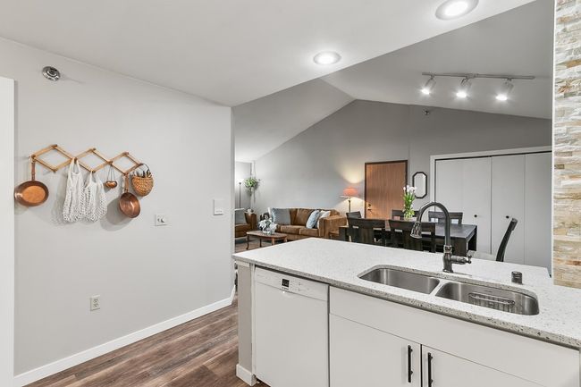 UNIT-306 - 203 Kearney Way, Condo with 2 bedrooms, 1 bathrooms and null parking in Waunakee WI | Image 42