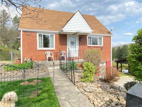 2609 Mohawk St, White Oak, PA, 15131-3120 | Card Image