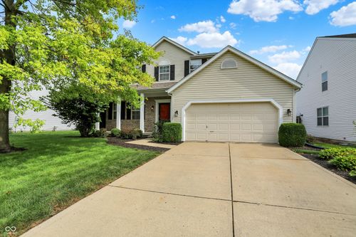 6274 Saddletree Dr, Zionsville, IN, 46077-8257 | Card Image