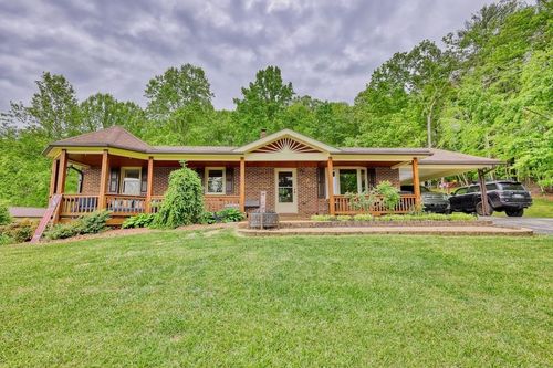 1530 Ridgeview Rd Nw, Floyd, VA, 24091-3154 | Card Image