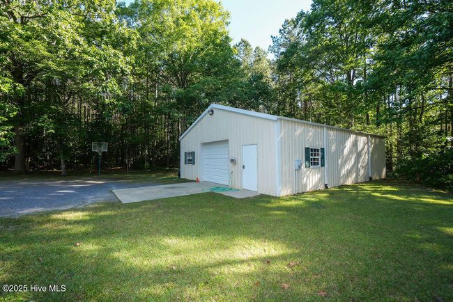 925 Niagara Carthage Rd, House other with 3 bedrooms, 2 bathrooms and 8 parking in Carthage NC | Image 38