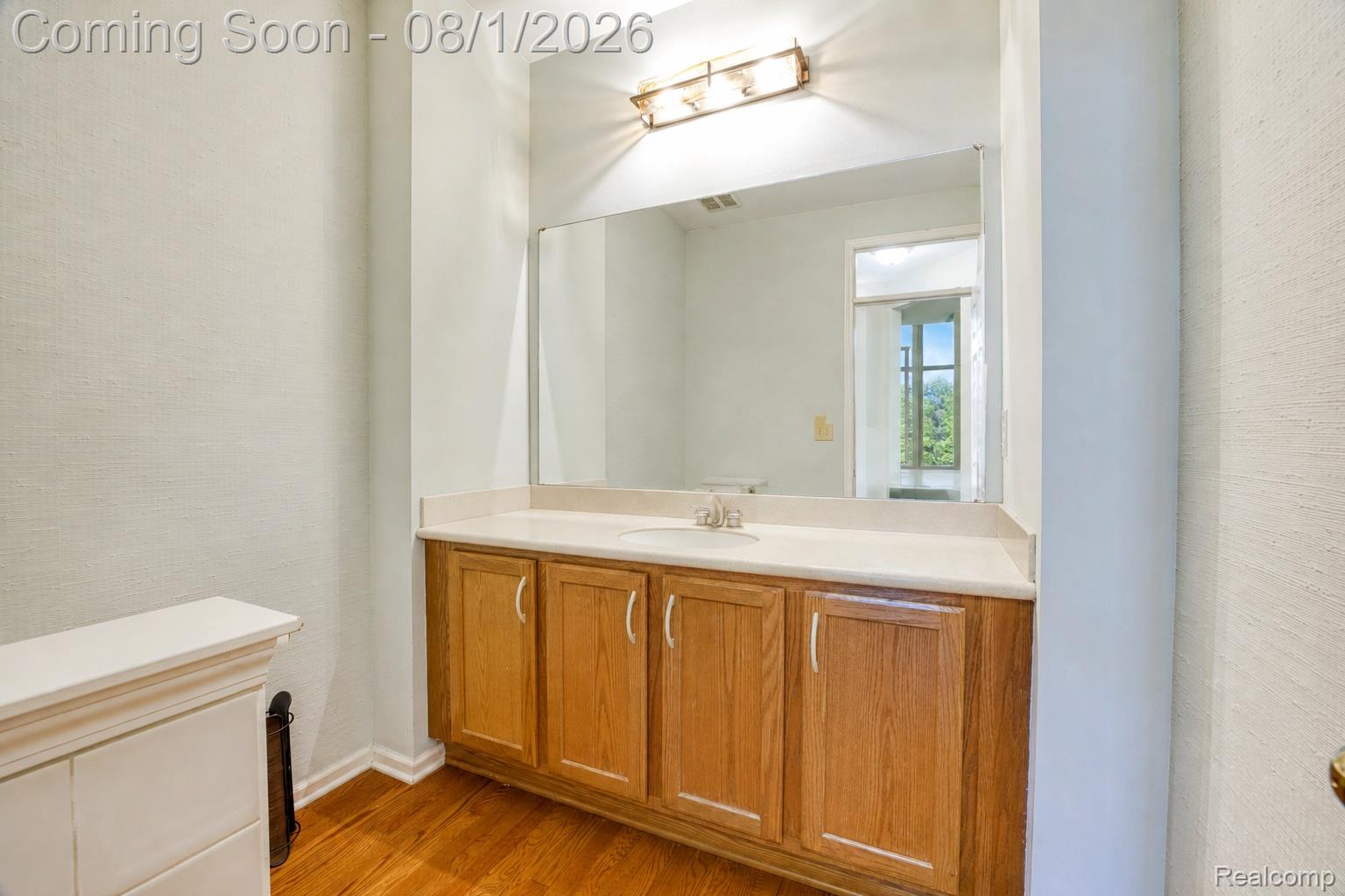 Residential in Livonia 4