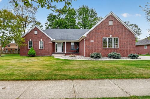53226 Williams Way, Shelby Charter Township, MI, 48316 | Card Image