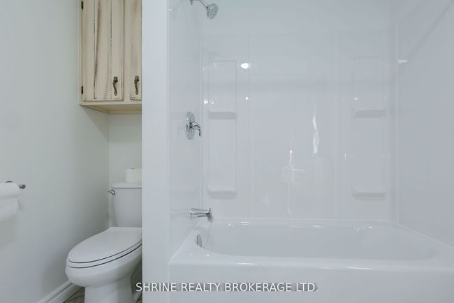 853 Queens Ave, House other with 3 bedrooms, 1 bathrooms and 2 parking in London ON | Image 11