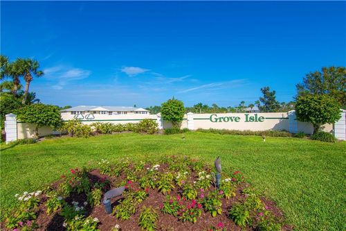 104-740 Lake Orchid Cir, Vero Beach, FL, 32962-8584 | Card Image