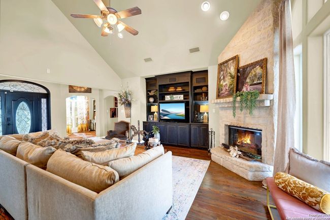 1409 Woodland Ct, House other with 4 bedrooms, 4 bathrooms and null parking in Hondo TX | Image 15