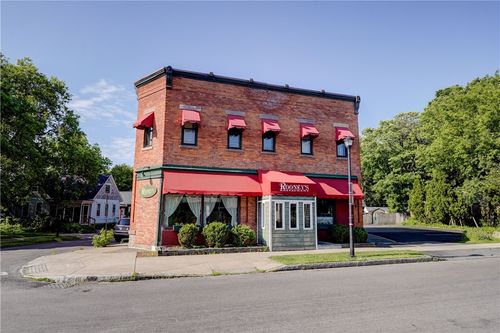 4-90 Henrietta Street, Rochester, NY, 14620 | Card Image