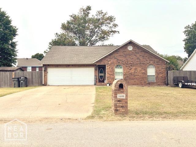 10th St, Paragould, AR 72450