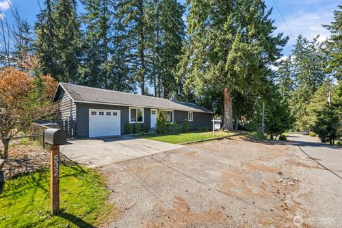 532 Radey Street, Port Orchard, WA, 98366 | Card Image