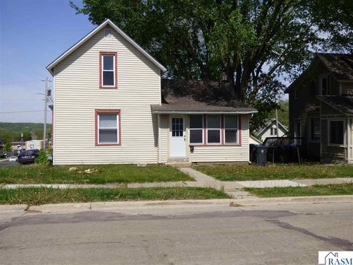 902 N 5th Street, Mankato, MN, 56001 | Card Image