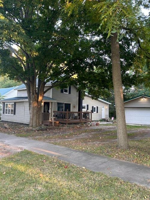 610 E South St, Ithaca, MI, 48847-1544 | Card Image