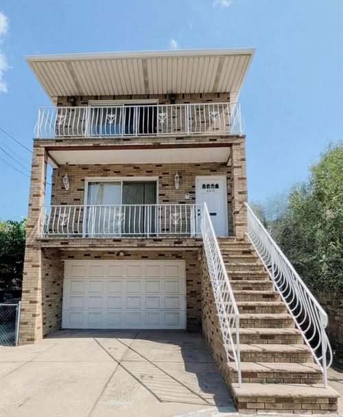 2-4414 Liberty Ave, North Bergen, NJ, 07047-2625 | Card Image