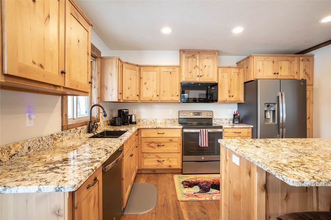 Kitchen | Image 10