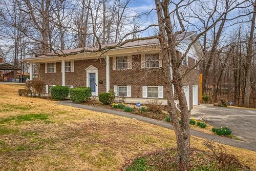 924 Whippoorwill Drive, Talbott, TN, 37877 | Card Image