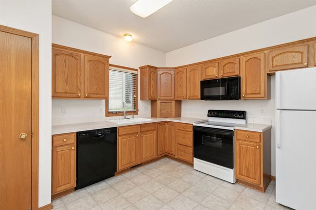 6799 Nw 57 Th St, Condo with 3 bedrooms, 3 bathrooms and null parking in Johnston IA | Image 11