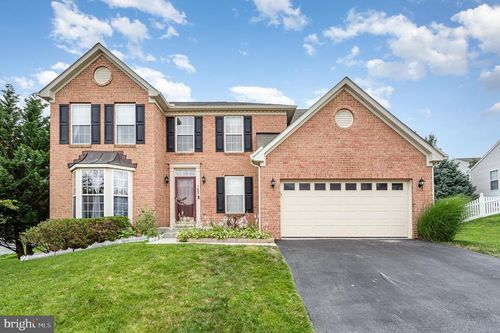7485 Seneca Ridge Dr, YORK, PA, 17403-9496 | Card Image