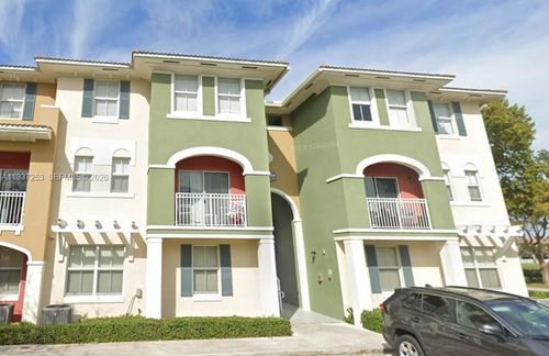 205-10901 Nw 83rd St, Doral, FL, 33178-1720 | Card Image