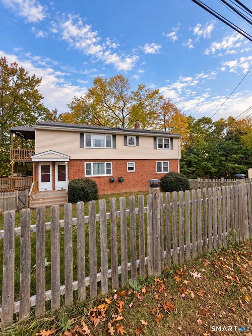 290 Strong St, East Haven, CT, 06512-1062 | Card Image