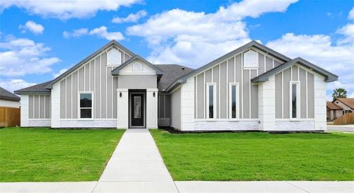 9761 Height, Harlingen, TX, 78552-4501 | Card Image