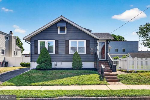 20 Washington Ave, MOUNT EPHRAIM, NJ, 08059 | Card Image