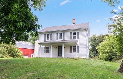 N64W14182 Mill Road, Menomonee Falls, WI, 53051 | Card Image