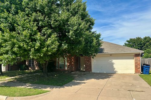 4821 Topaz Ln, Granbury, TX, 76049-7792 | Card Image