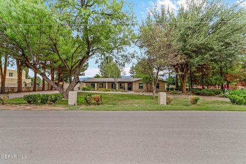4298 Boy Scout Ln, El Paso, TX, 79922-2328 | Card Image