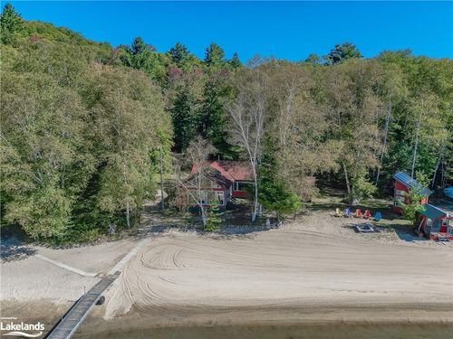10827 Kimball Lake Wao, Dorset, ON, P0A1E0 | Card Image