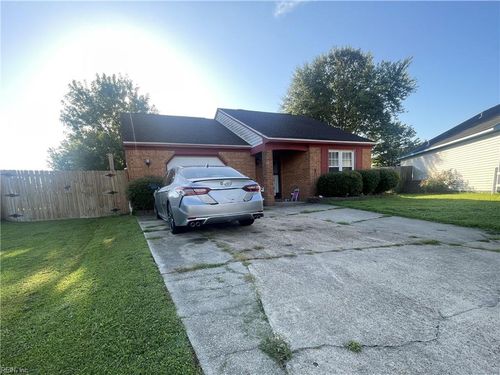 1501 Millington Dr, Virginia Beach, VA, 23464-8627 | Card Image