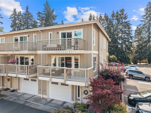 d-7803 218th St Sw, Edmonds, WA, 98026-7983 | Card Image