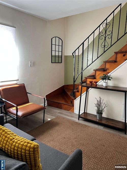 74 Chambers Street, Newark, NJ, 07105 | Card Image