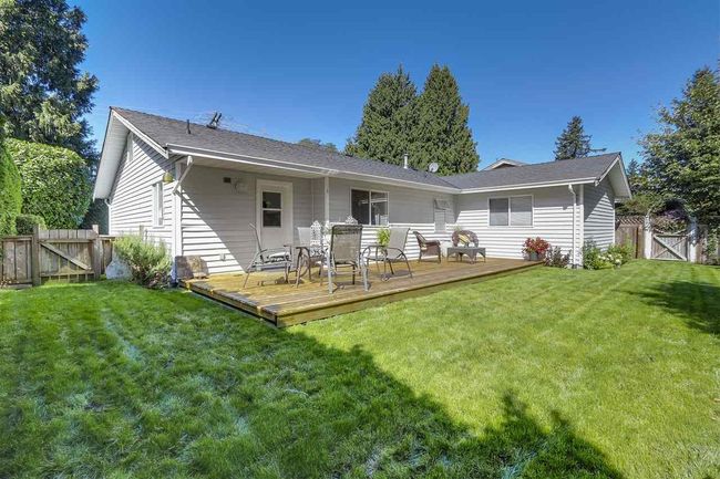 866 56 Street, House other with 3 bedrooms, 1 bathrooms and 3 parking in Delta BC | Image 2