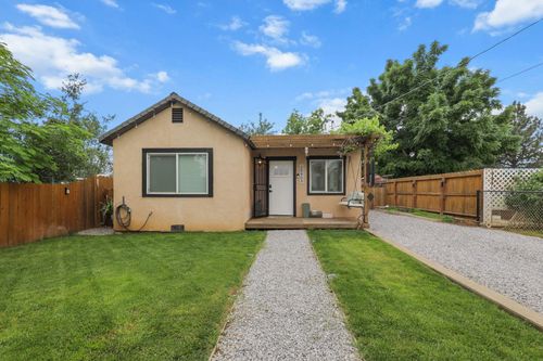 20903 2nd St, Cottonwood, CA, 96022-8069 | Card Image