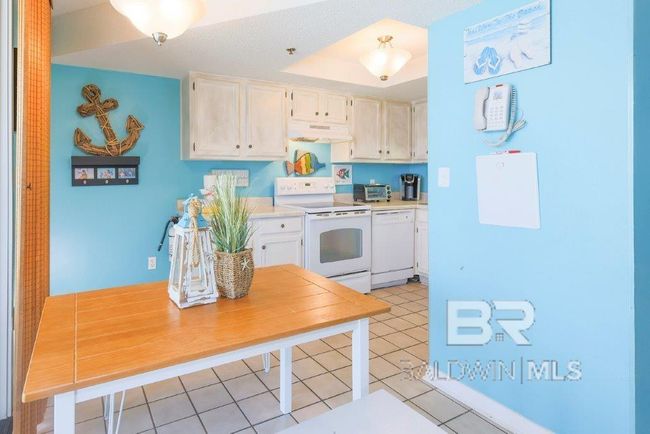 Kitchen | Image 6