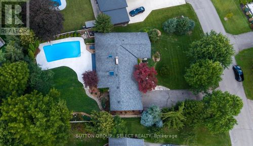 10 Northcrest Drive, London North (North B), ON, N5X3V8 | Card Image