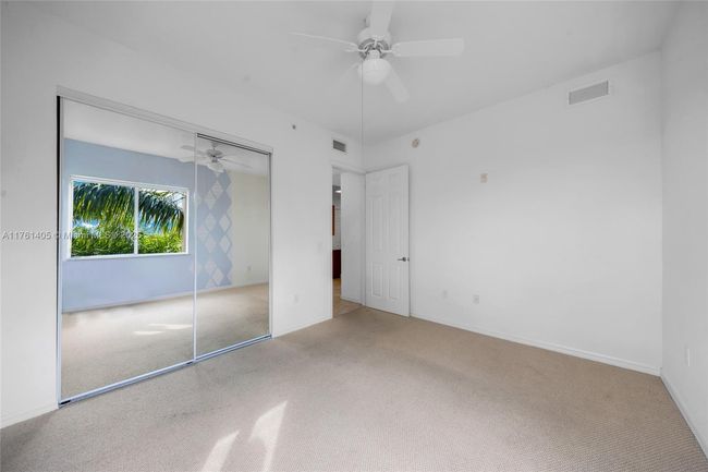 APT-501 - 3600 Oaks Clubhouse Dr, Condo with 3 bedrooms, 2 bathrooms and null parking in Pompano Beach FL | Image 21