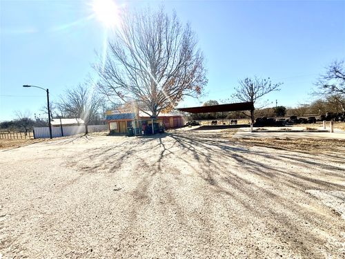 e-1116 E Us Highway 90, Waelder, TX, 78959-5192 | Card Image