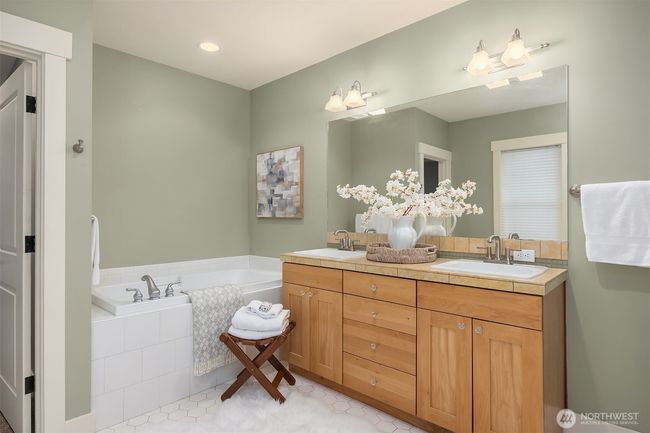 UNIT-3G - 9551 Ne South Beach Dr, Condo with 2 bedrooms, 2 bathrooms and 1 parking in Bainbridge Island WA | Image 16