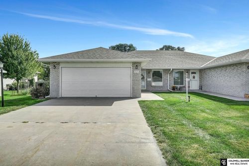 435 Church St, Seward, NE, 68434-6010 | Card Image