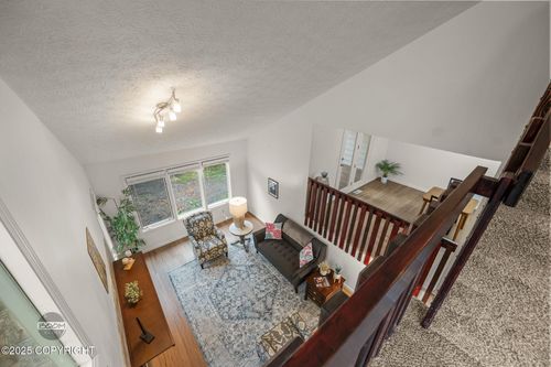 j1-6718 Lunar Dr, Anchorage, AK, 99504-4574 | Card Image