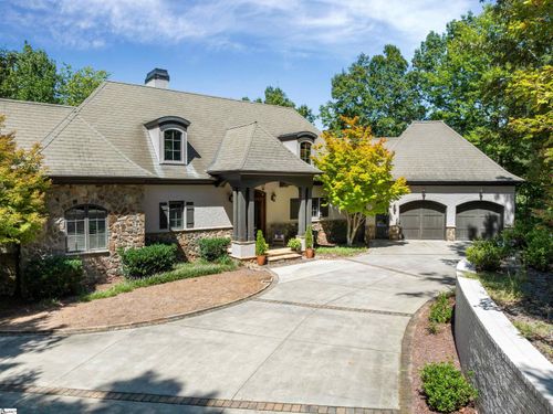 611 Highridge Pkwy, Marietta, SC, 29661-5112 | Card Image